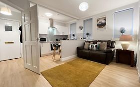 Glasgow 2 Bedroom Apartment